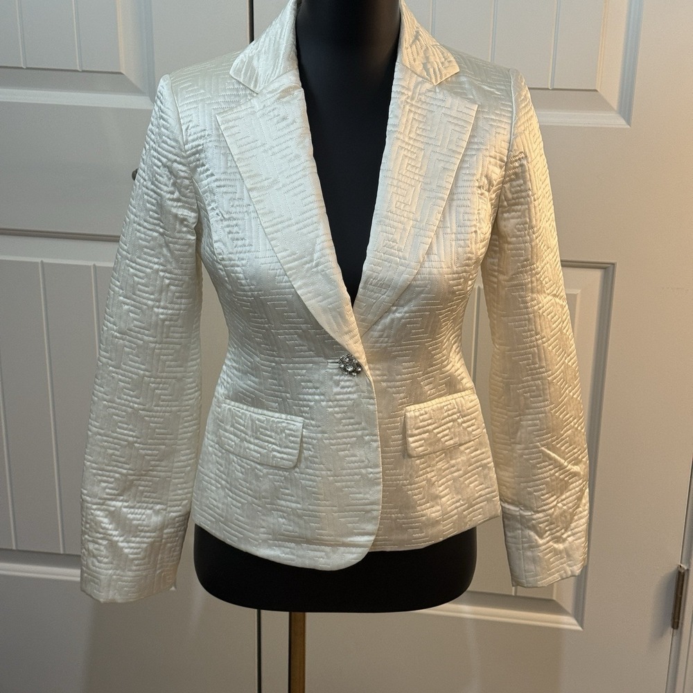 Sutton Studio Ivory Quilted Silk Evening Dress Blazer sz 2 Petite Jeweled Button - Picture 1 of 6